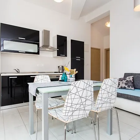 Matea Apartman